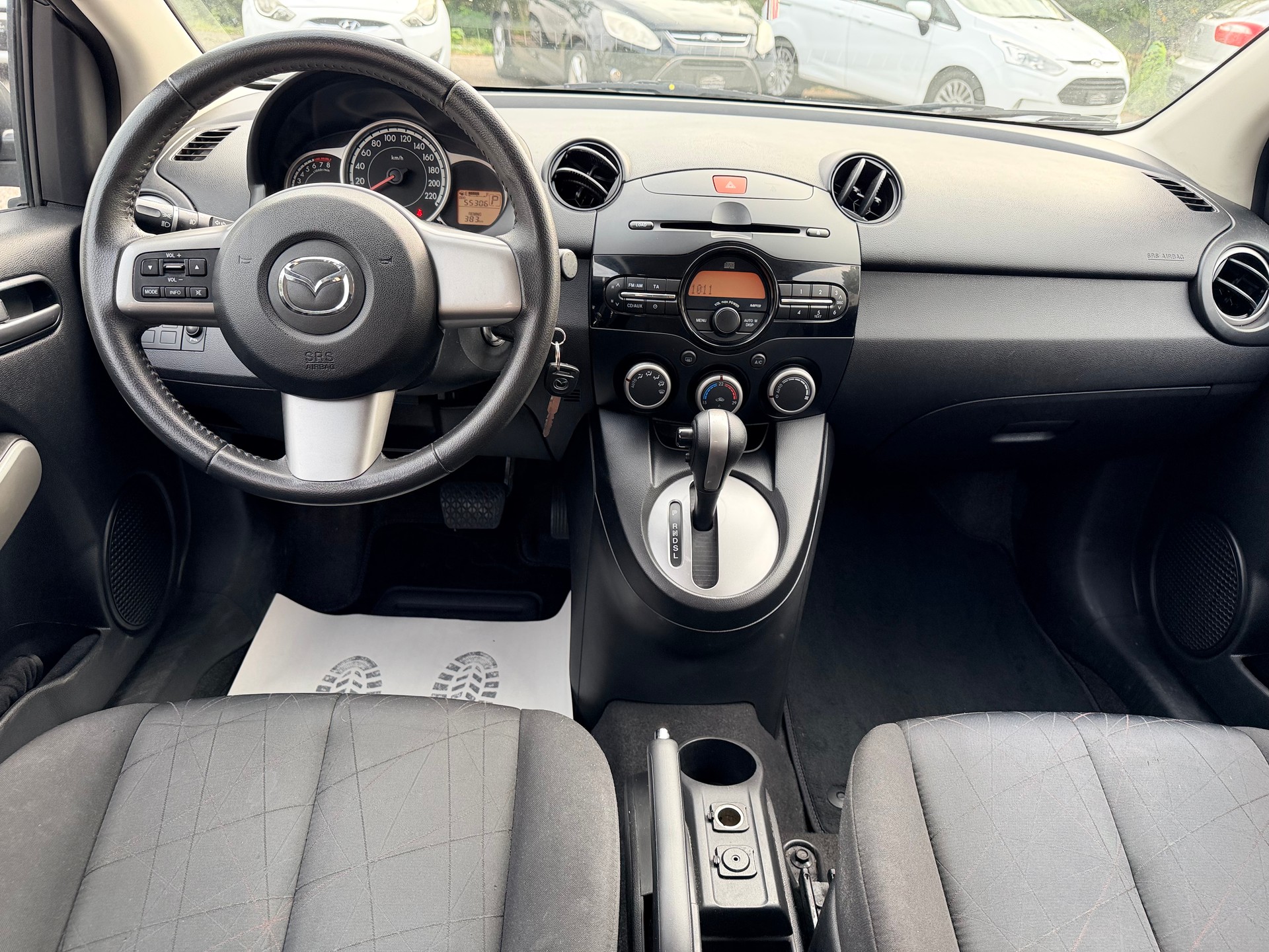MAZDA 2 1.5i 16V Exclusive Automatic-image-9