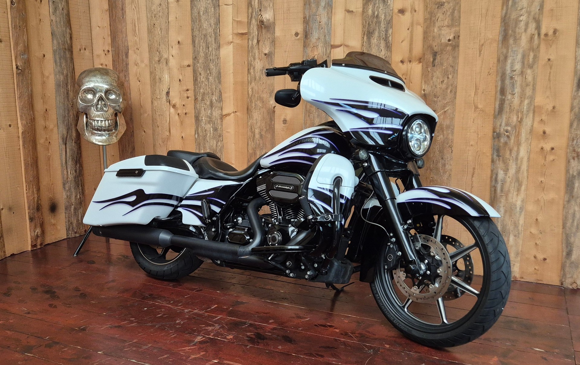 HARLEY-DAVIDSON FLHXSE Street Glide ABS CVO-image-12