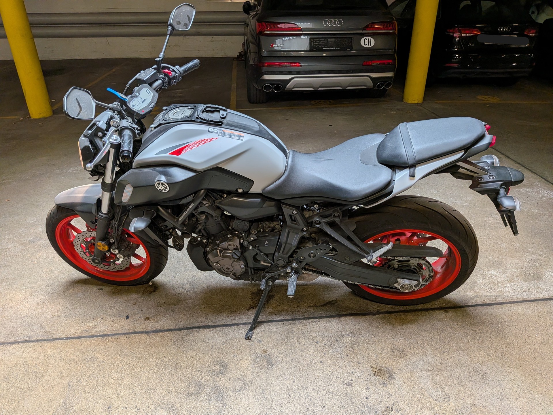 YAMAHA MT-07 ABS (35kW)-image-2
