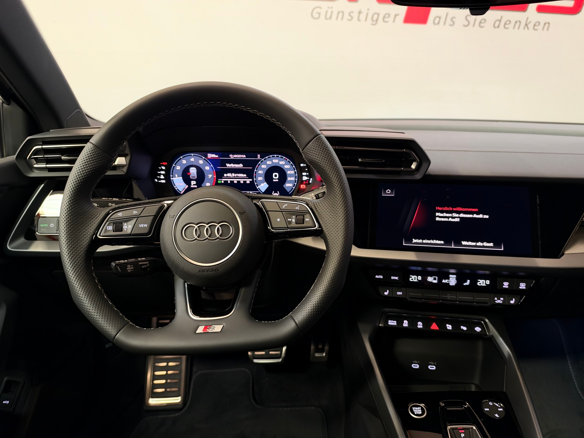 AUDI A3 Sportback 35 TFSI S line S-tronic-image-15