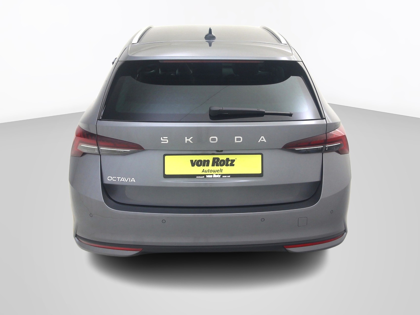 SKODA Octavia 1.5 TSI mHEV Selection-Lounge DSG-showroom-element-2