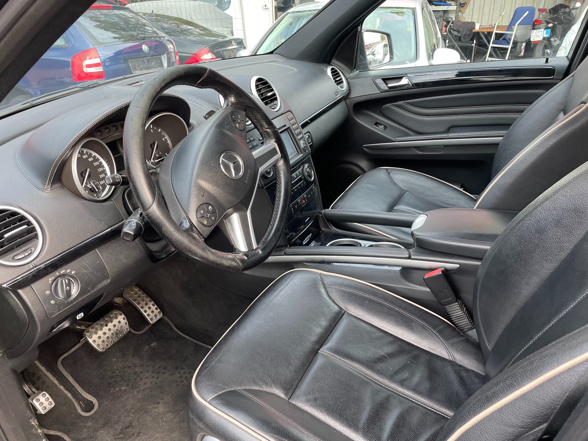 MERCEDES-BENZ C 350 CDI BlueEfficiency Elégance 4Matic 7G-Tronic-image-3