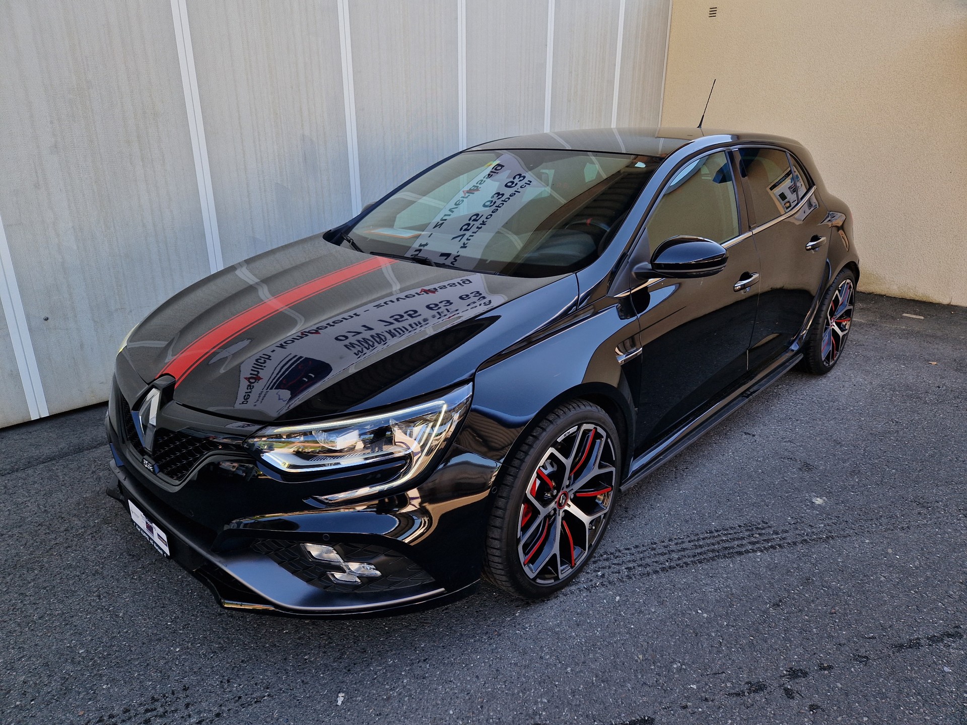 RENAULT Mégane Sport 1.8 T Trophy EDC-showroom-element-1