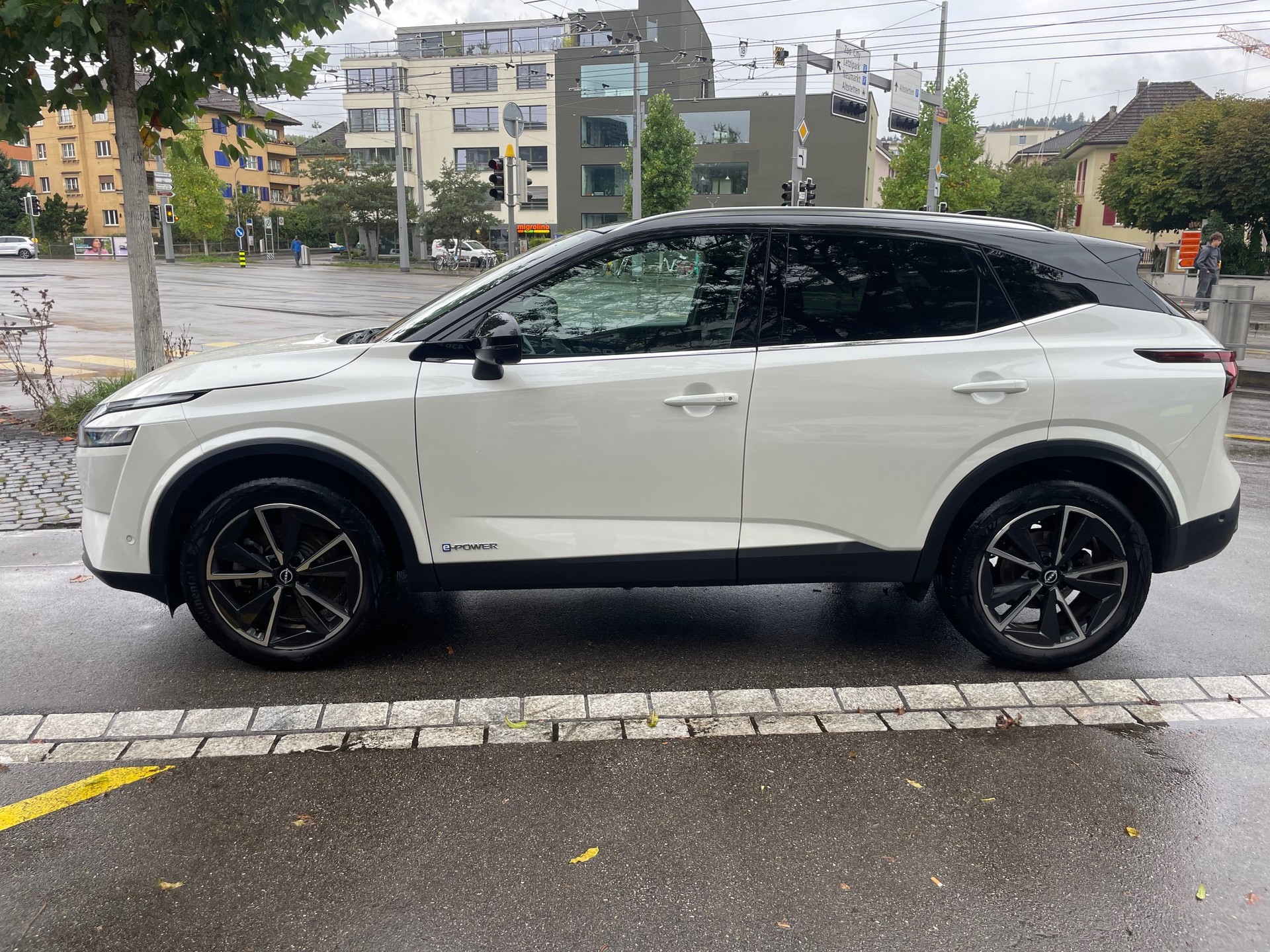NISSAN Qashqai 1.5 VC-T e-Power Tekna+-showroom-element-1