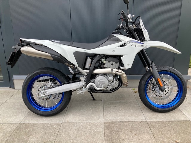 SUZUKI DR-Z 4SM