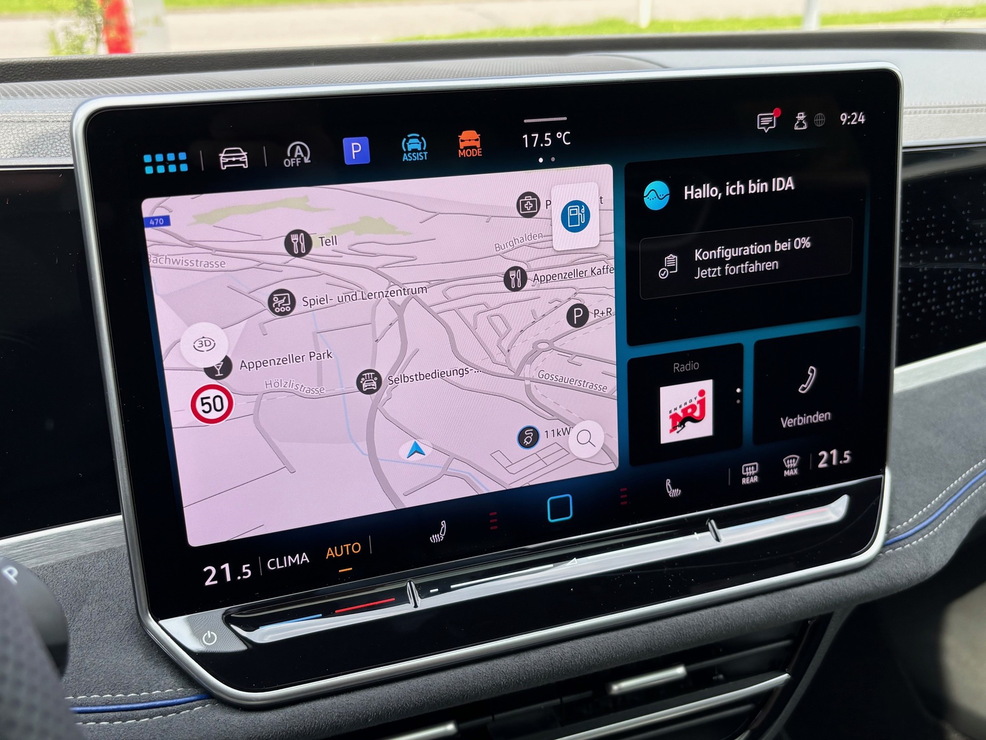 VW Passat Variant 2.0 TDI evo R-Line 4Motion-image-10