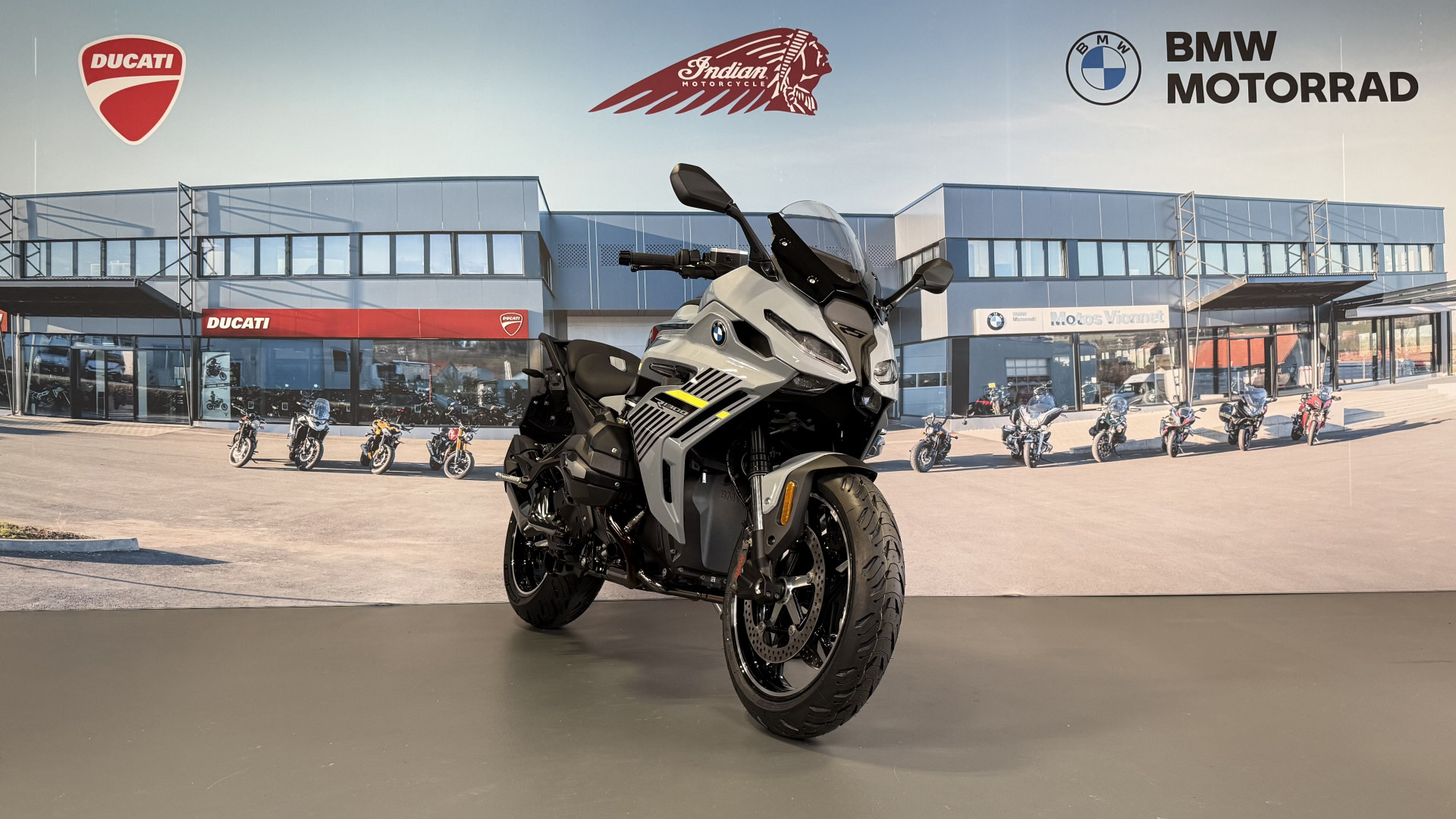 BMW R 1300 RS *Prime 1'500.- inclus* Leasing à partir de 2.9%-image-0