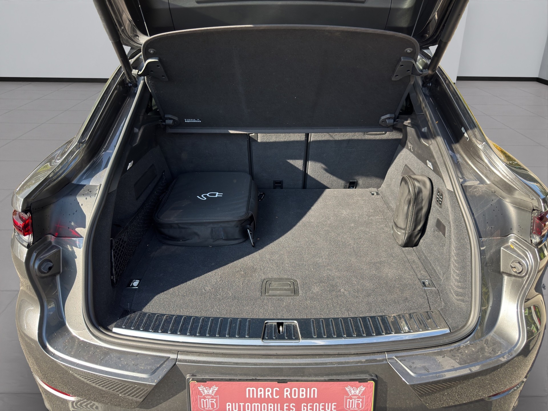 PORSCHE Cayenne Coupé E-Hybrid Tiptronic-image-17
