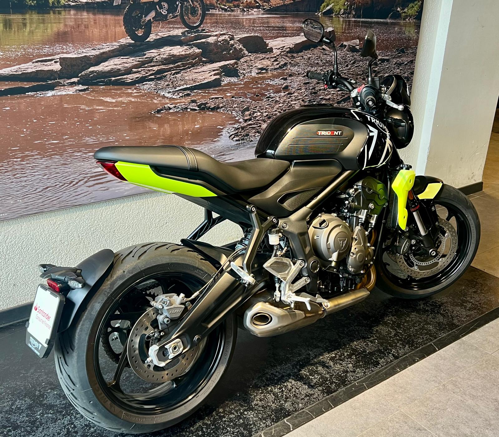 TRIUMPH Trident 660-image-5