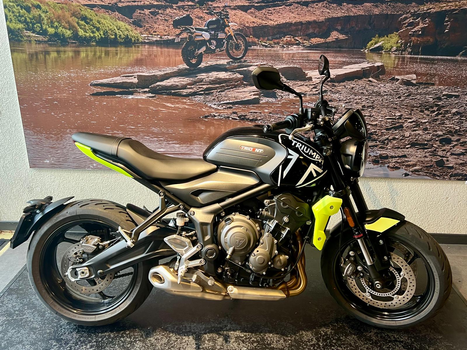 TRIUMPH Trident 660-image-0