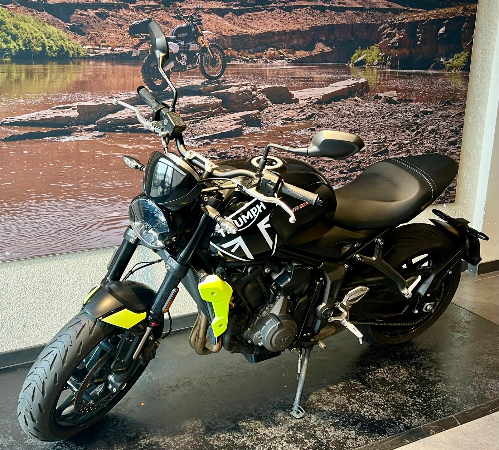 TRIUMPH Trident 660-image-2