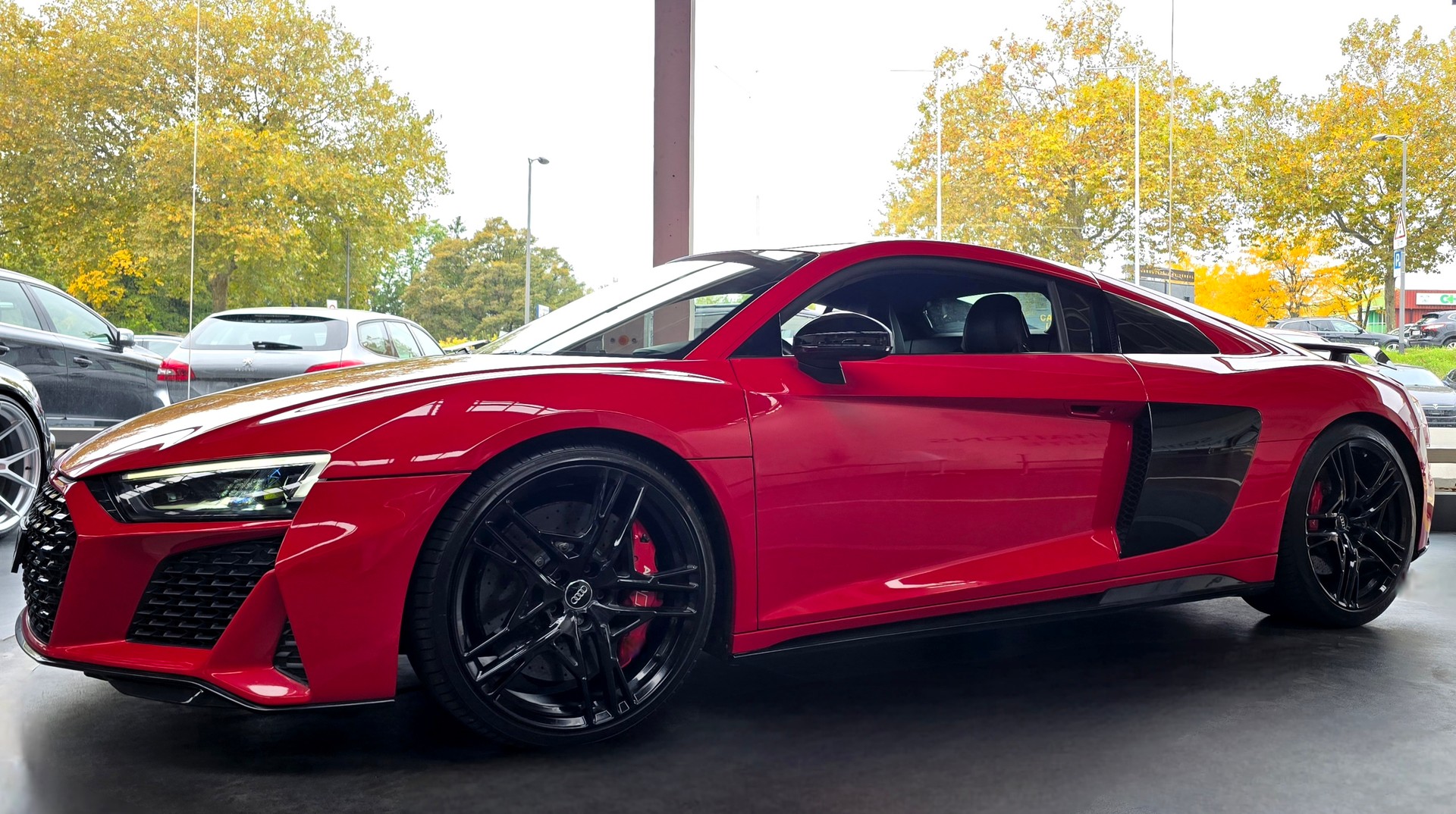 AUDI R8 5.2 V10 Coupé Performance Quattro S-tronic-image-13