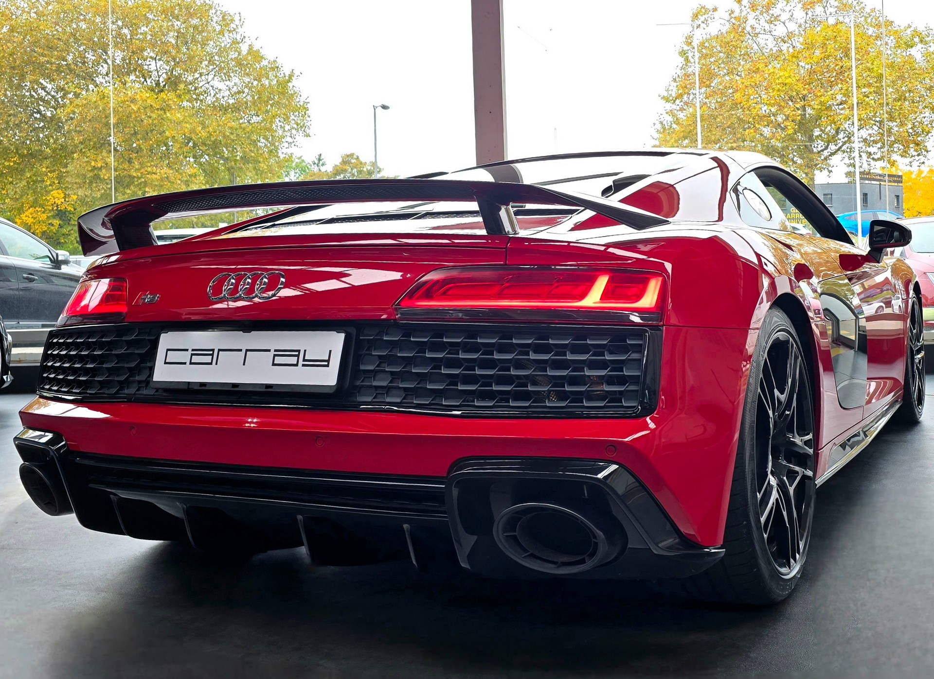 AUDI R8 5.2 V10 Coupé Performance Quattro S-tronic-image-8