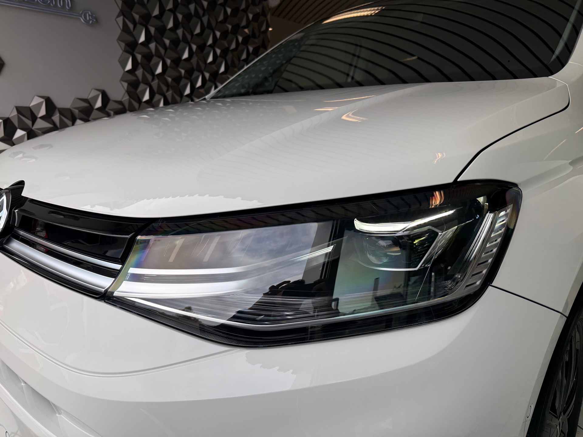 VW Caddy Maxi 1.5 TSI Plug in Hybrid DSG EDITION-image-25