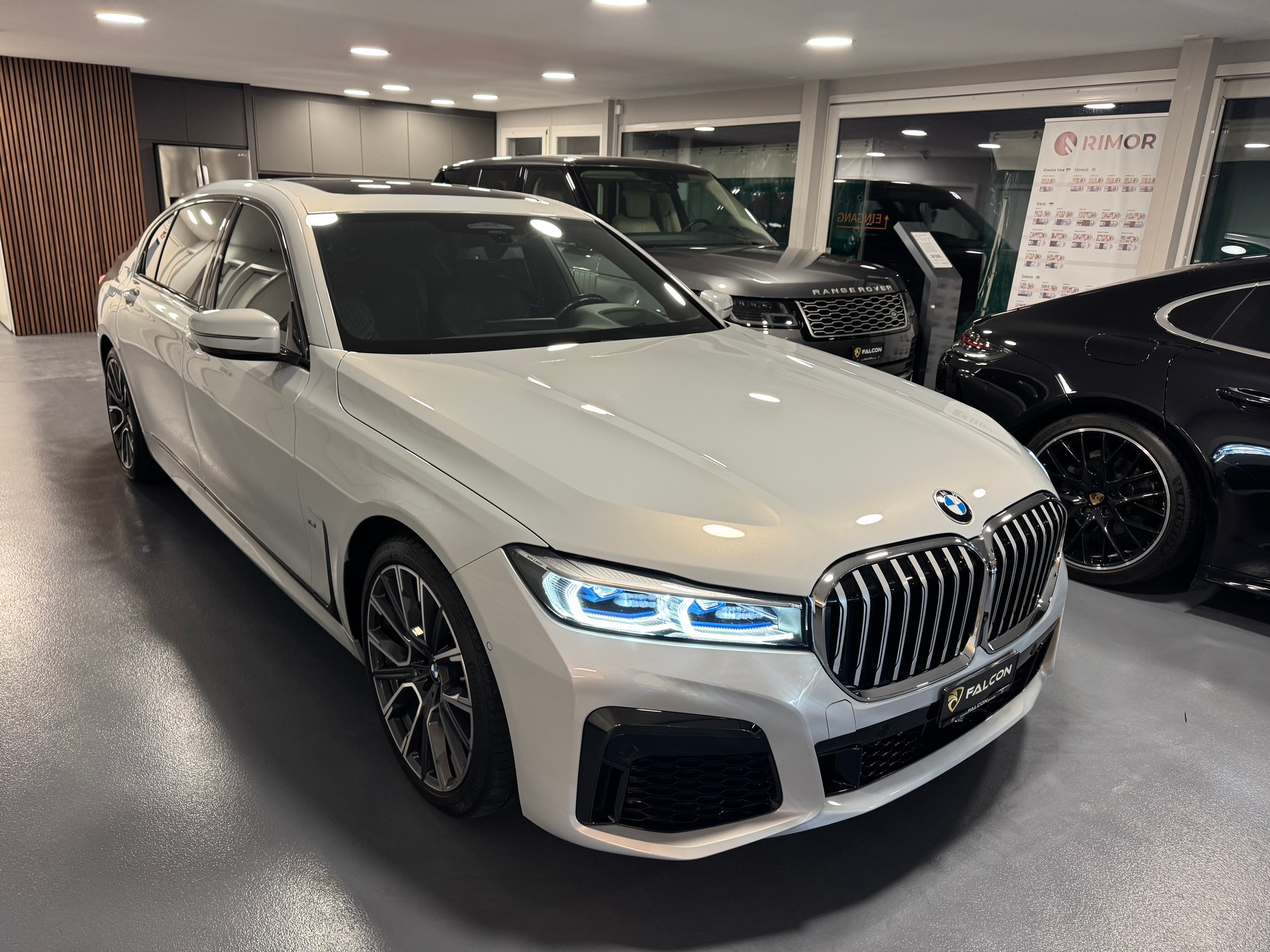 BMW 745Le xDrive M Sport Steptronic-image-33