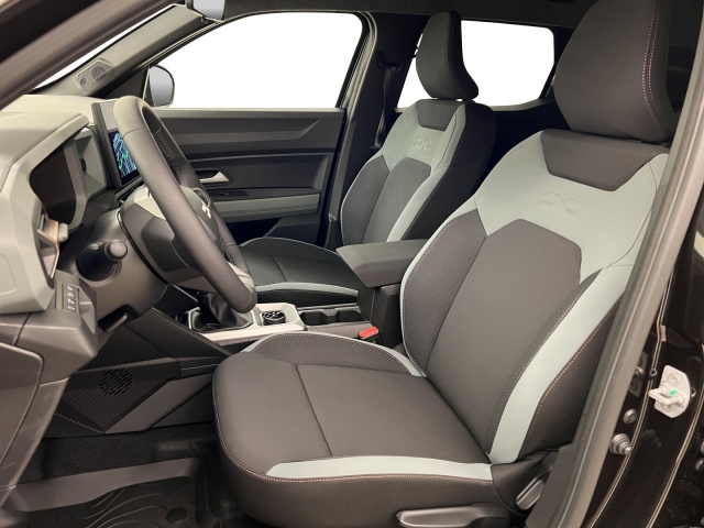 DACIA Duster 1.2 TCe Extreme 4WD-image-4