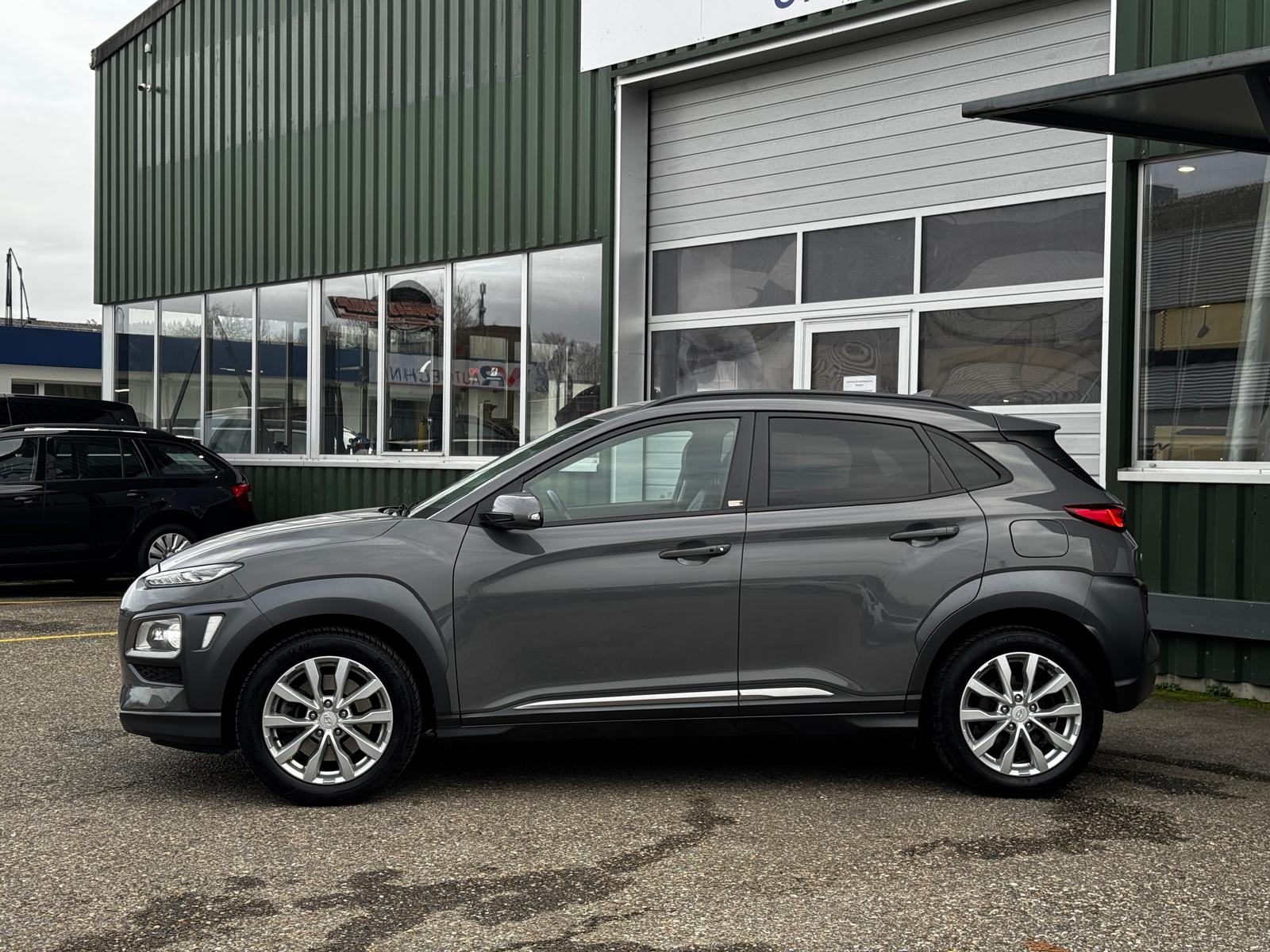 HYUNDAI Kona 1.6 T-GDi Amplia 4WD DCT-showroom-element-3