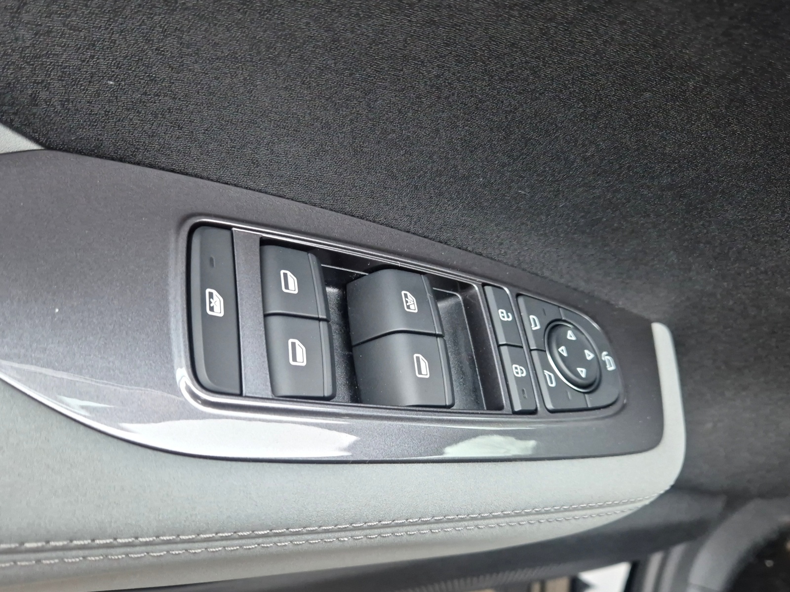 BYD Dolphin Surf 43 kWh Boost-image-11