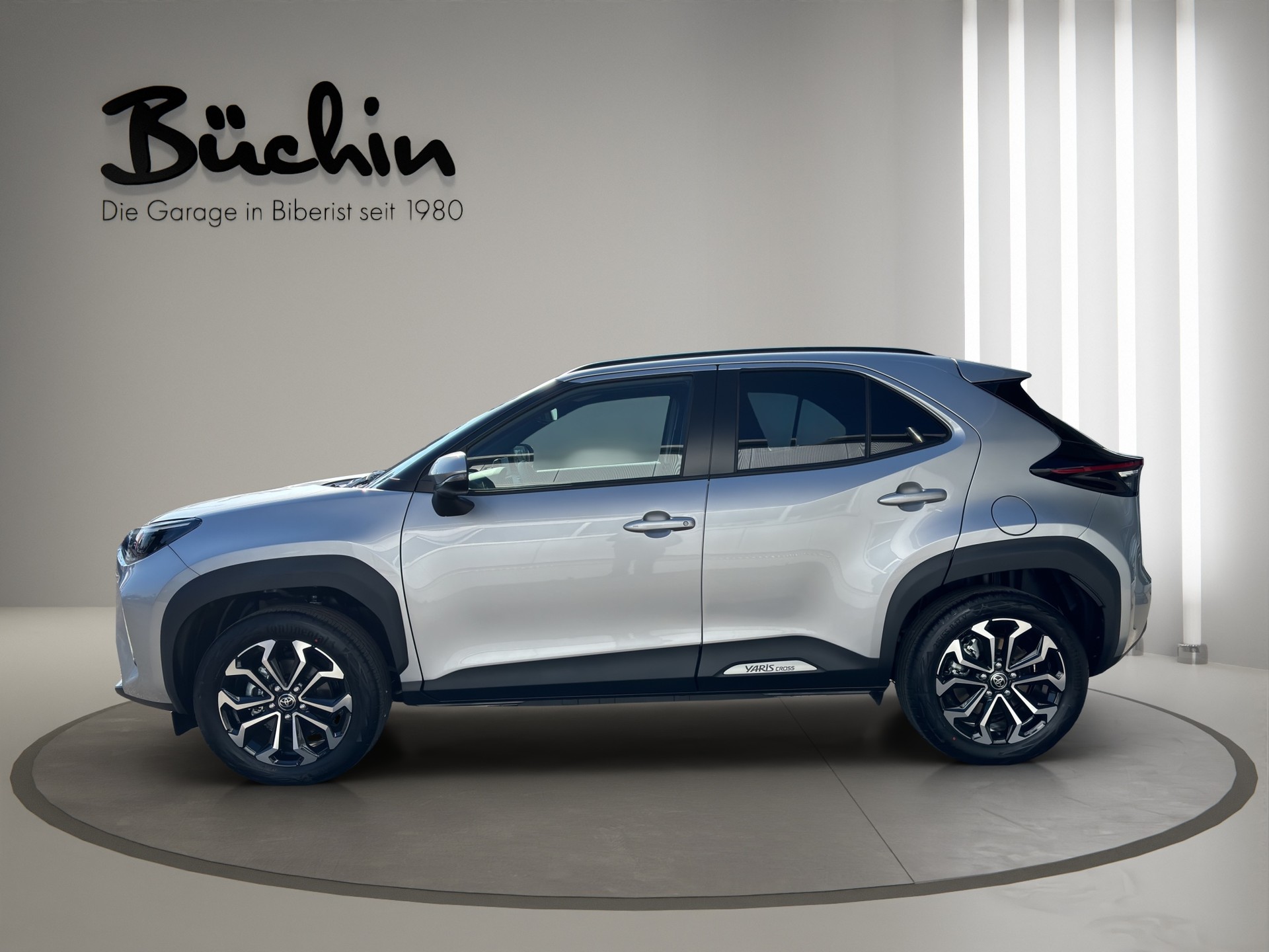 TOYOTA Yaris Cross 1.5 Trend e-CVT-showroom-element-3