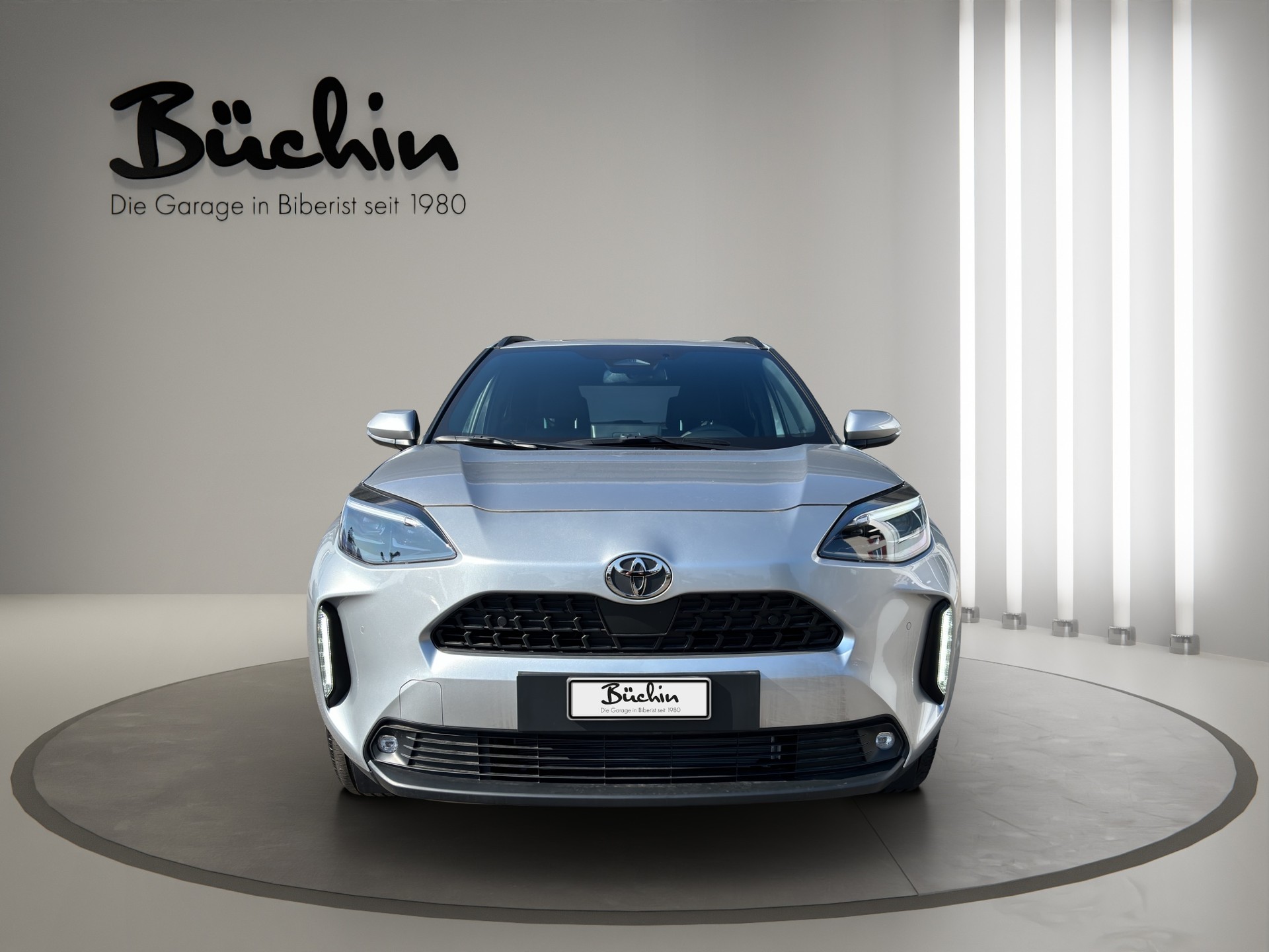 TOYOTA Yaris Cross 1.5 Trend e-CVT-showroom-element-1