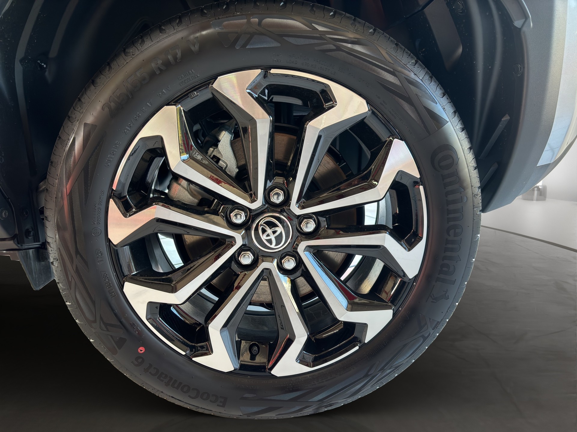 TOYOTA Yaris Cross 1.5 Trend e-CVT-image-21
