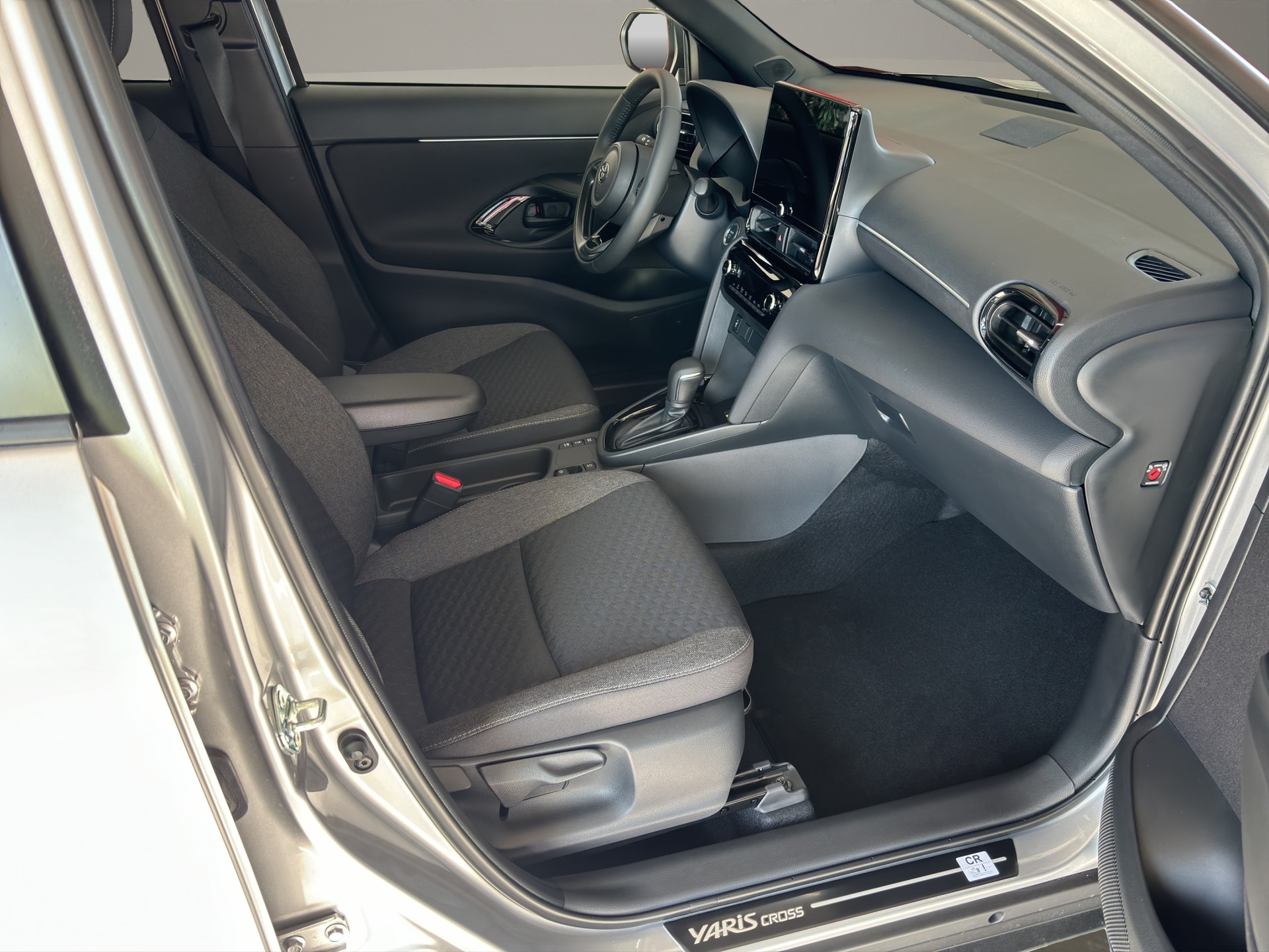 TOYOTA Yaris Cross 1.5 Trend e-CVT-image-11