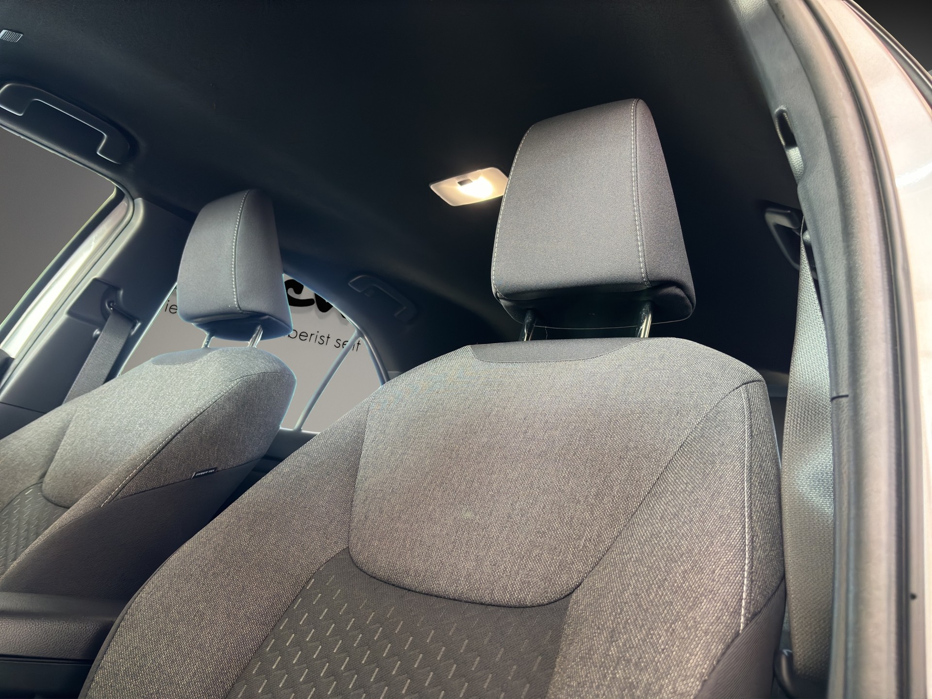 TOYOTA Yaris Cross 1.5 Trend e-CVT-image-18