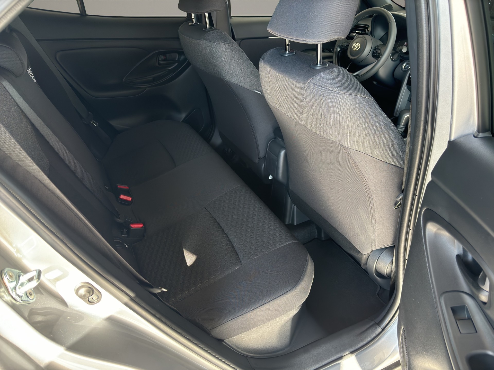 TOYOTA Yaris Cross 1.5 Trend e-CVT-image-12