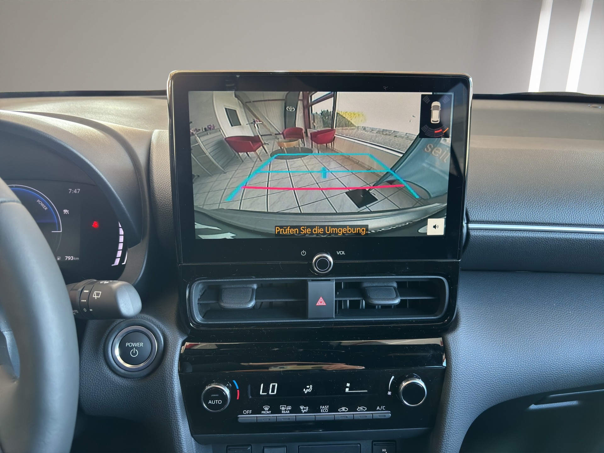 TOYOTA Yaris Cross 1.5 Trend e-CVT-image-19