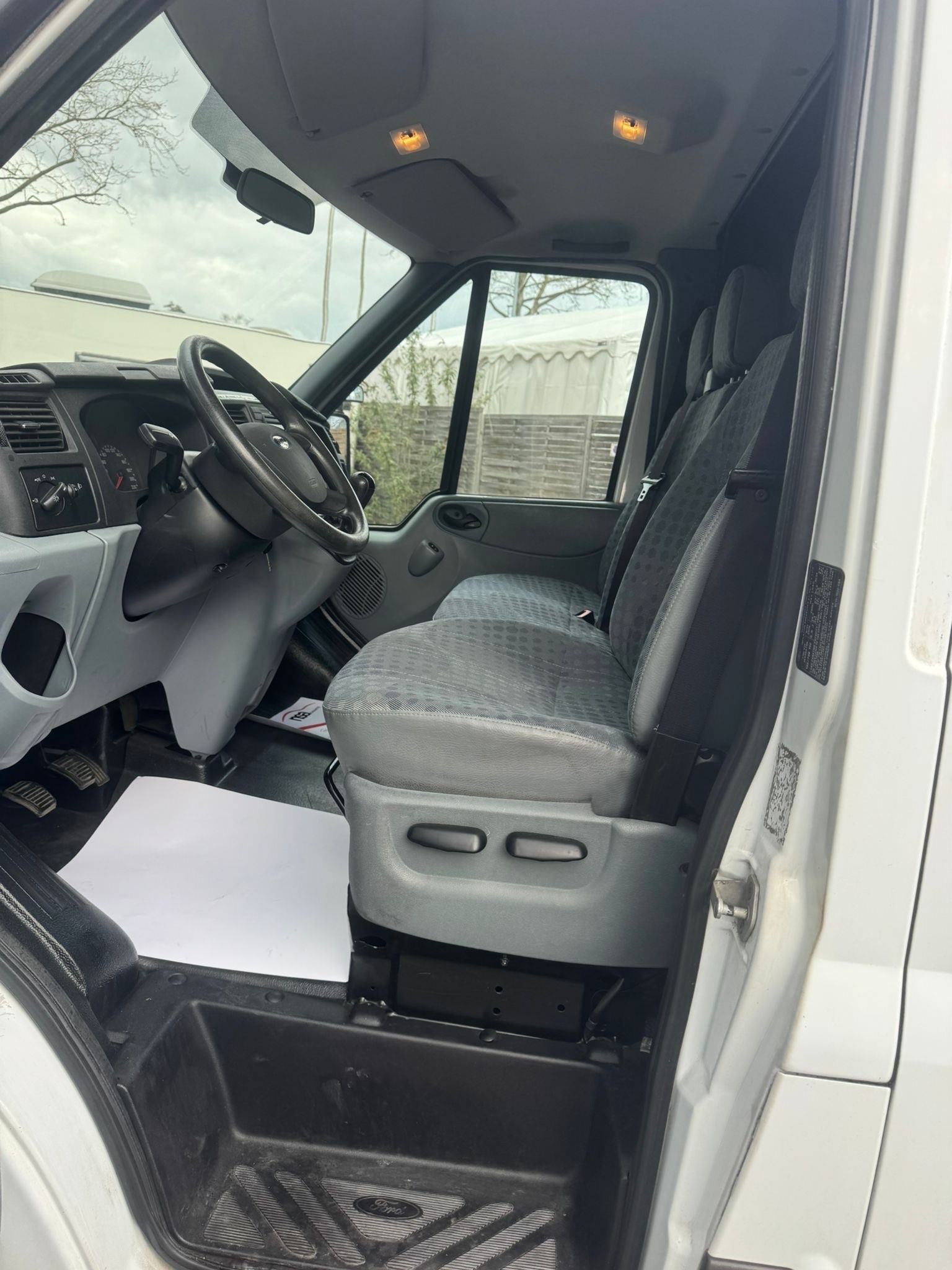 FORD Transit 2.2TDCi 260S Level 3-image-8