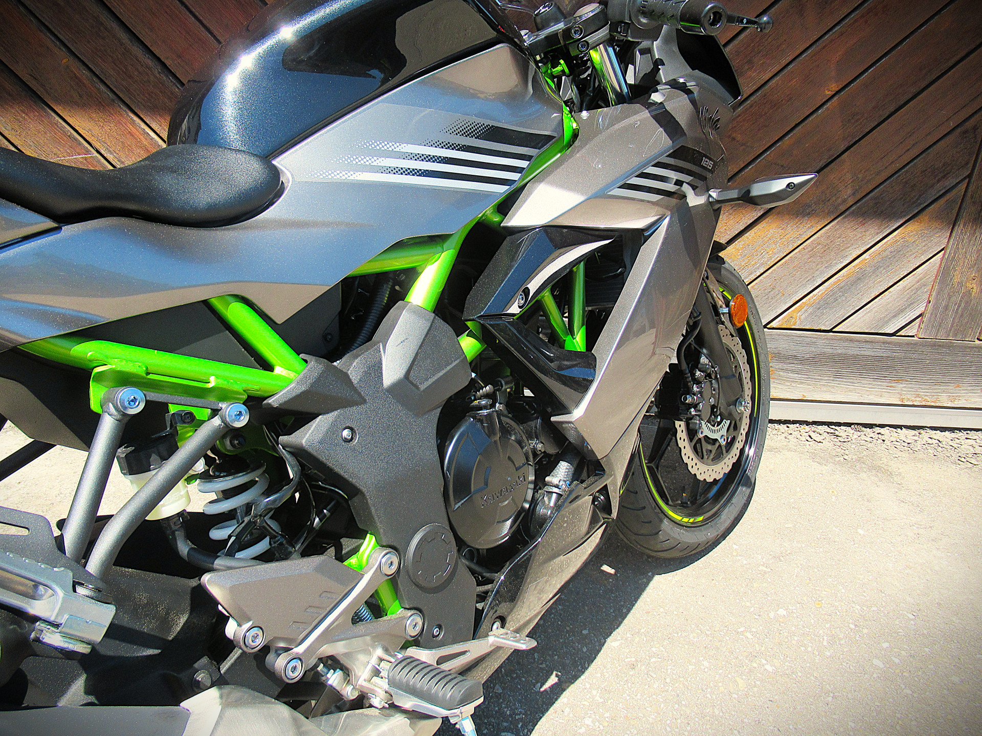 KAWASAKI Ninja 125-image-7