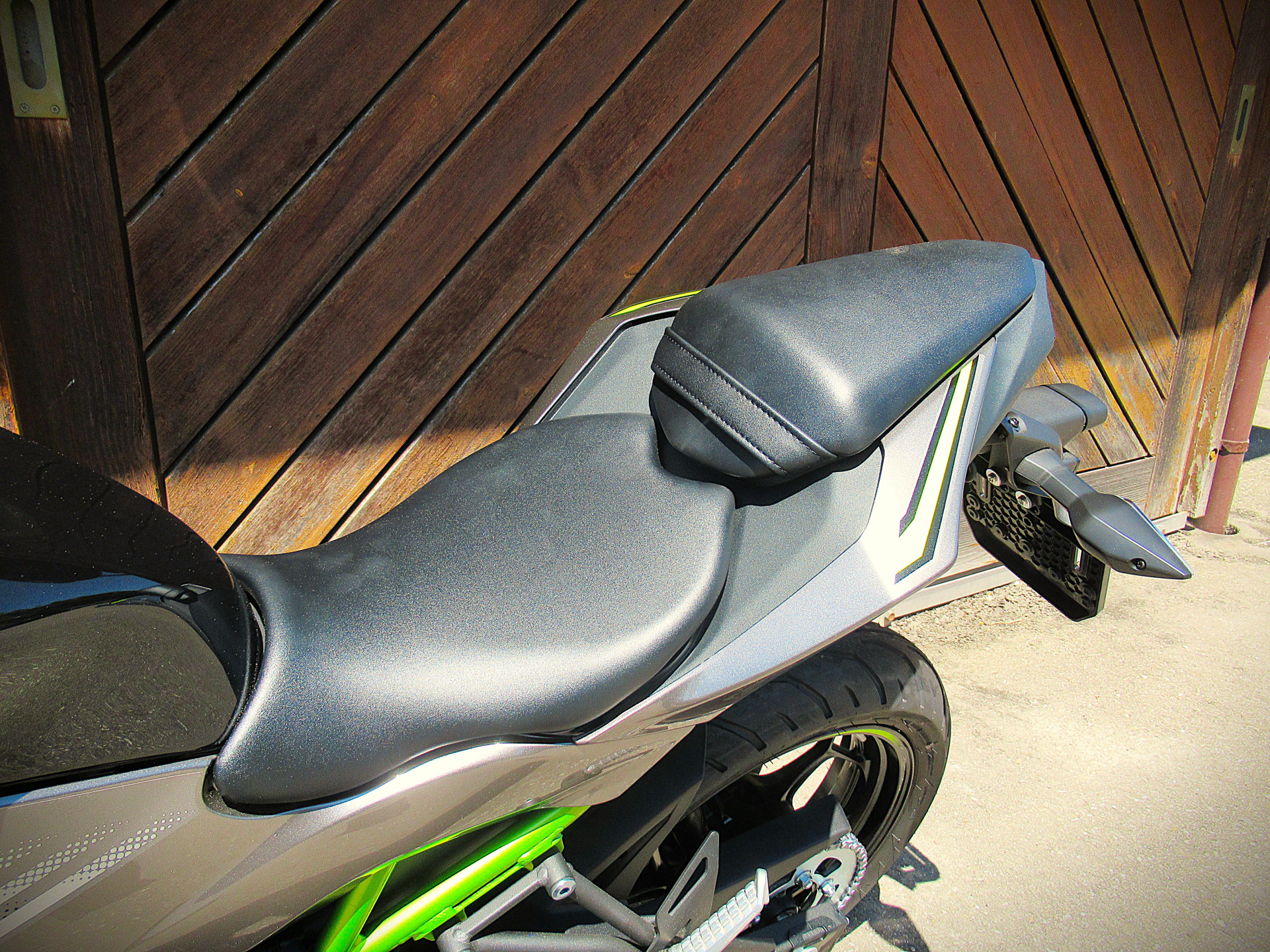 KAWASAKI Ninja 125-image-8