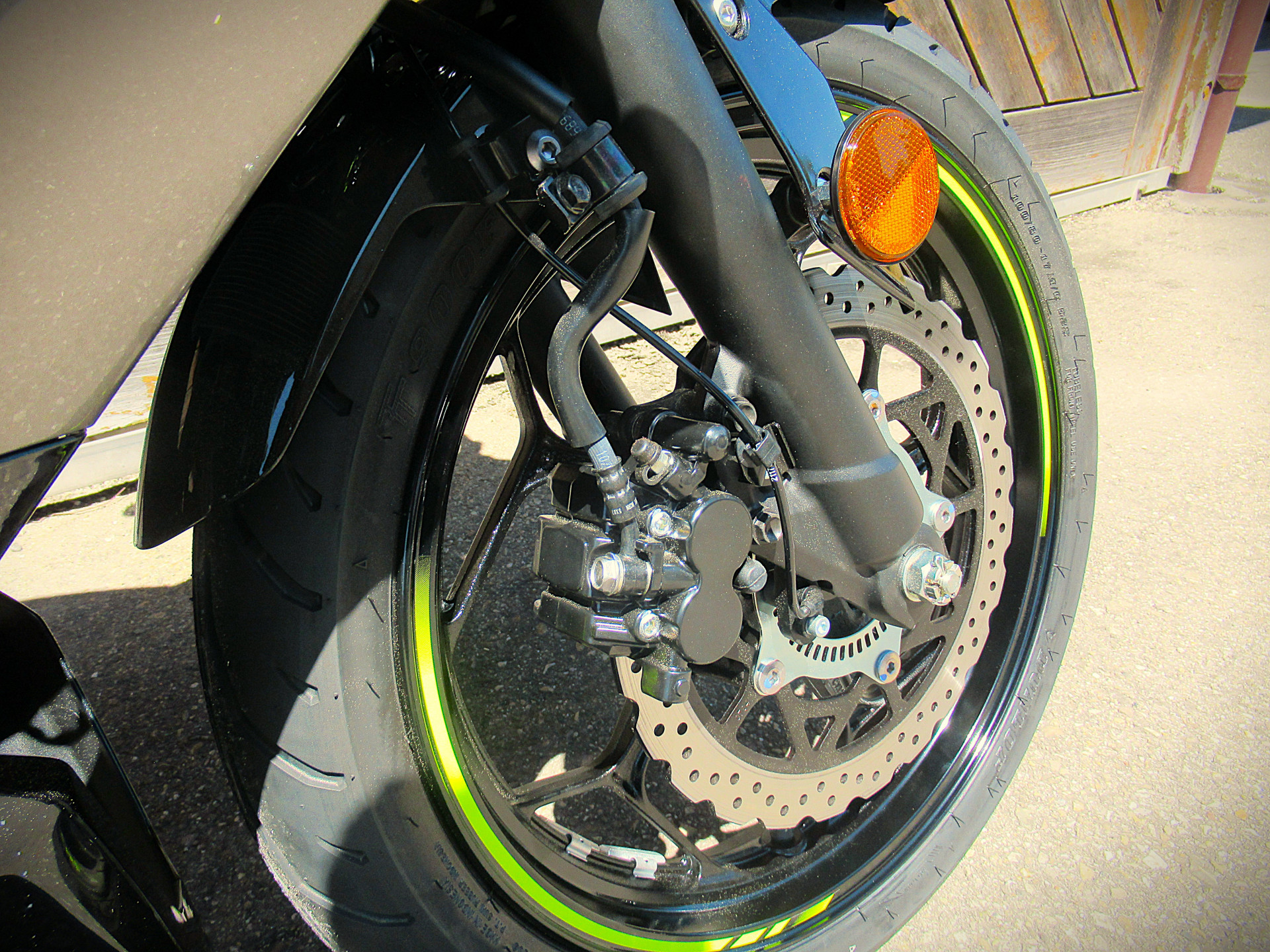KAWASAKI Ninja 125-image-9