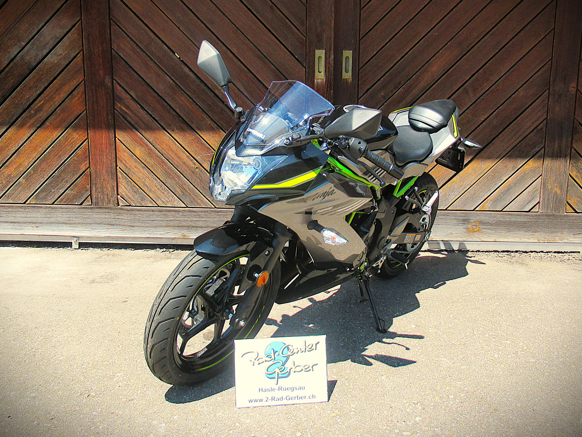 KAWASAKI Ninja 125
