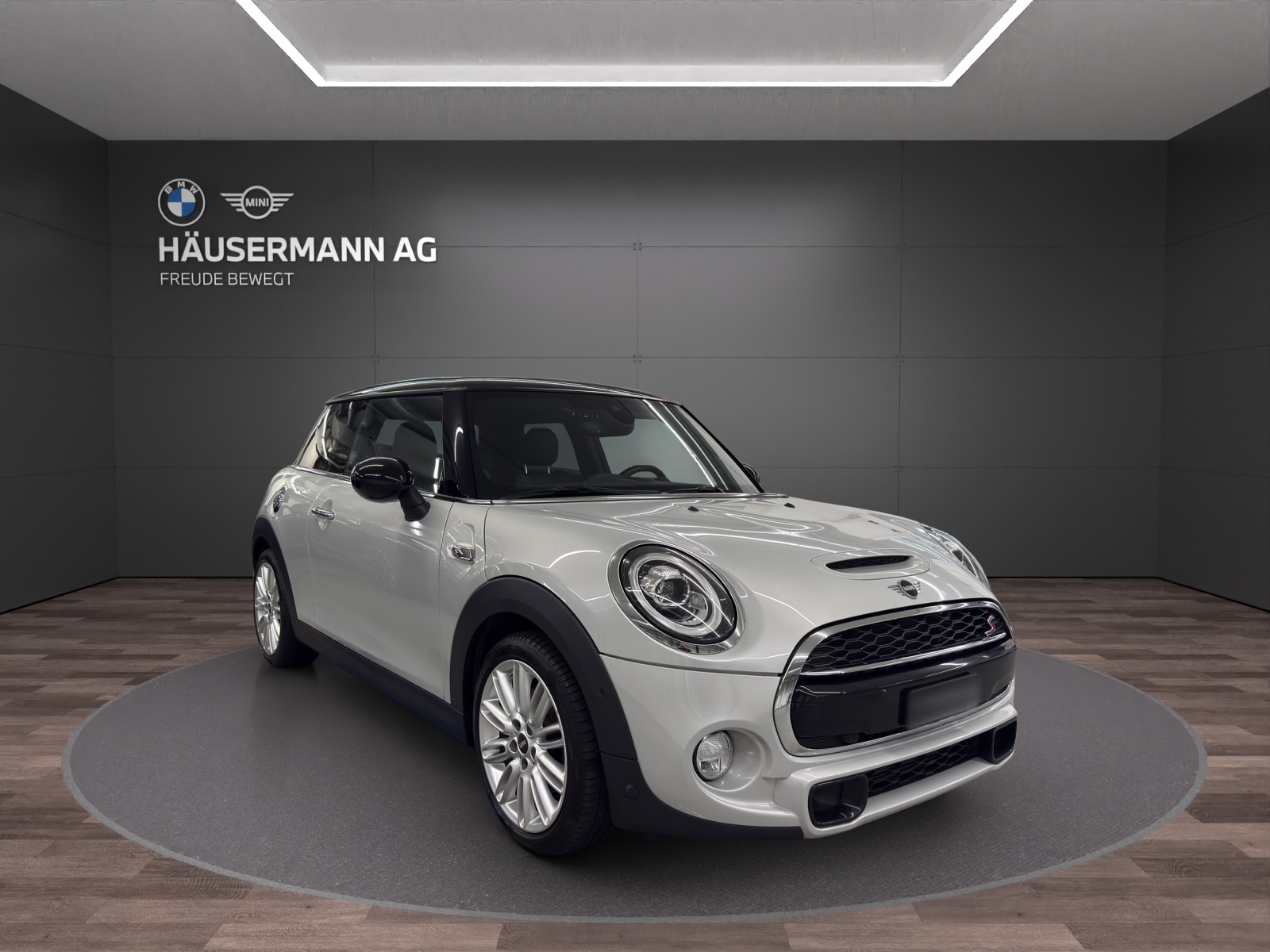 MINI Cooper S-showroom-element-2