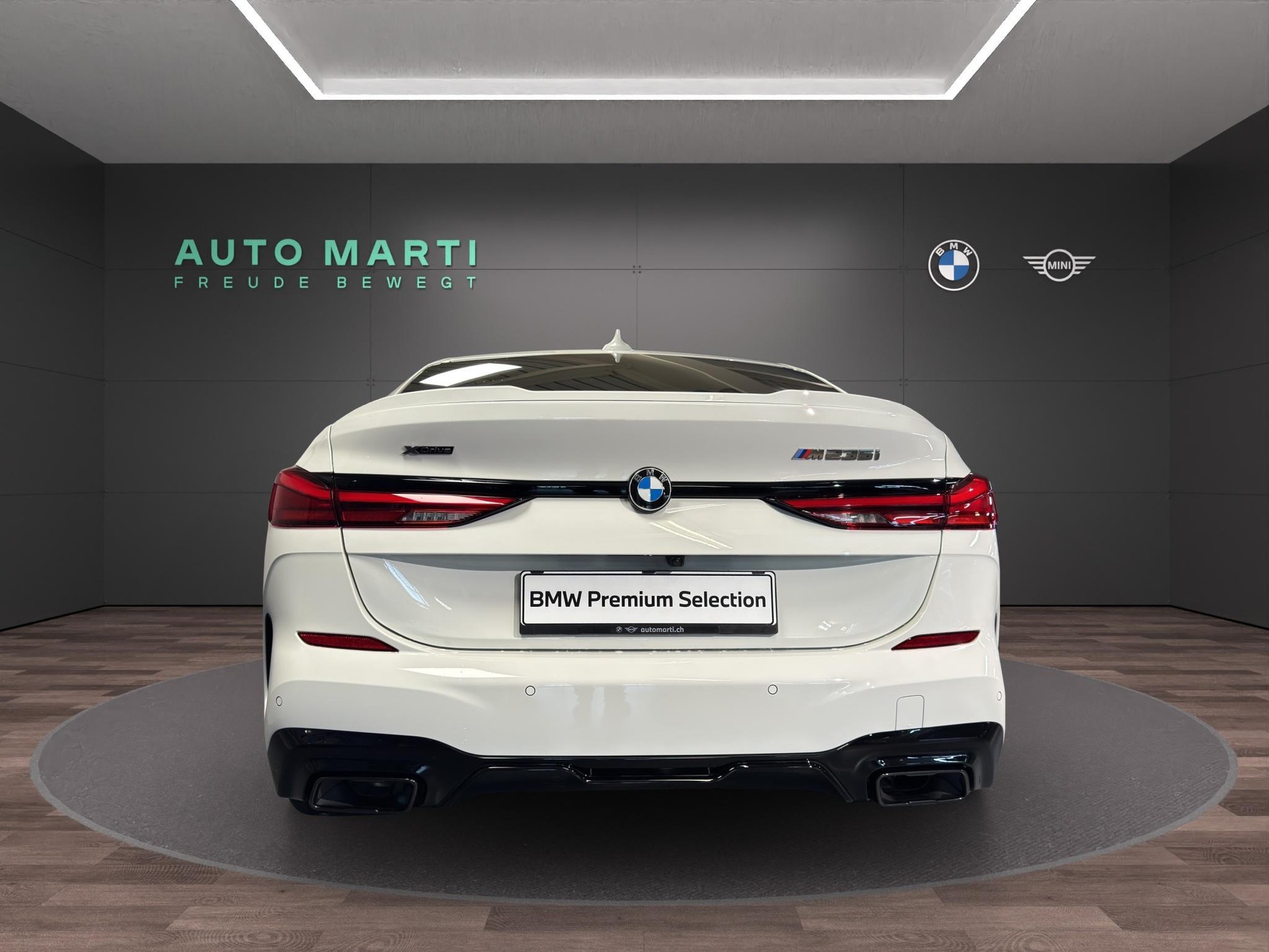 BMW M235i xDrive Gran Coupé M Sport-showroom-element-2