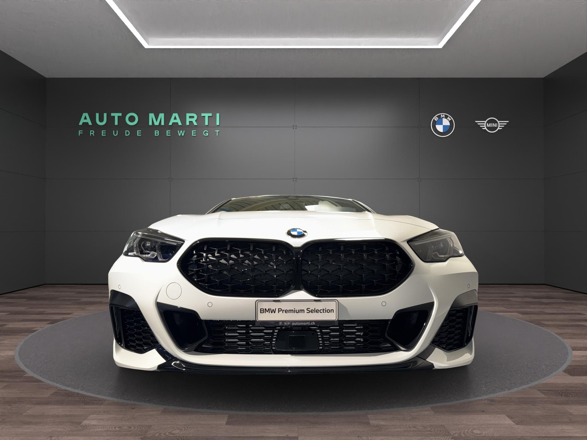 BMW M235i xDrive Gran Coupé M Sport-image-4
