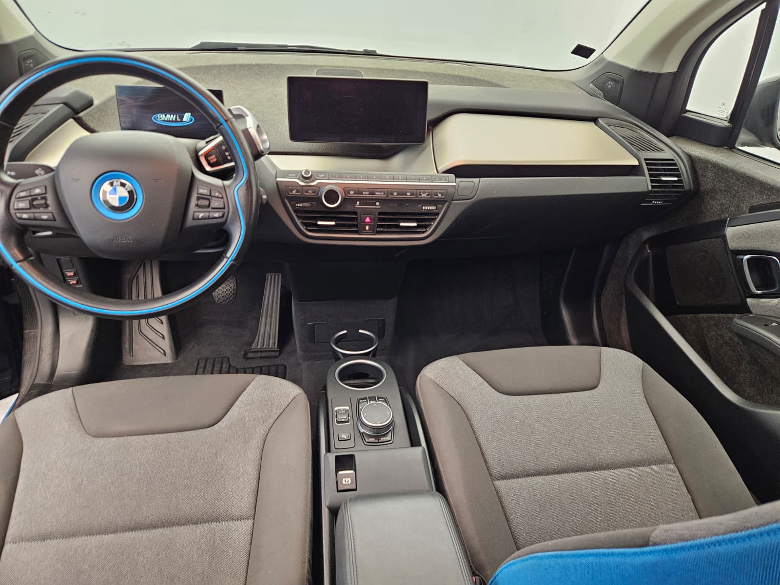 BMW i3s (94Ah) E-Prix Edition-image-9