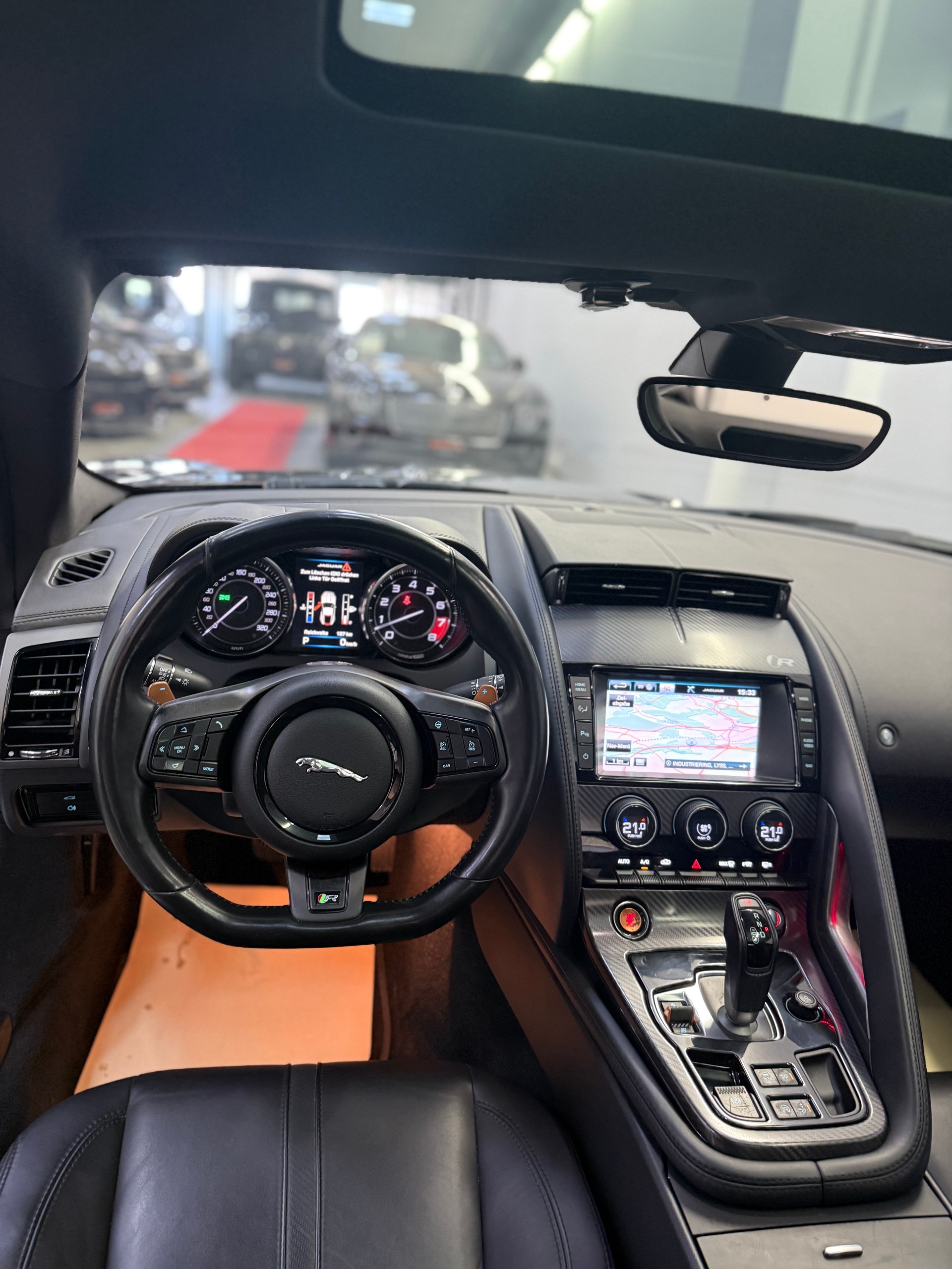 JAGUAR F-Type Coupé R 5.0 V8 S/C-image-12