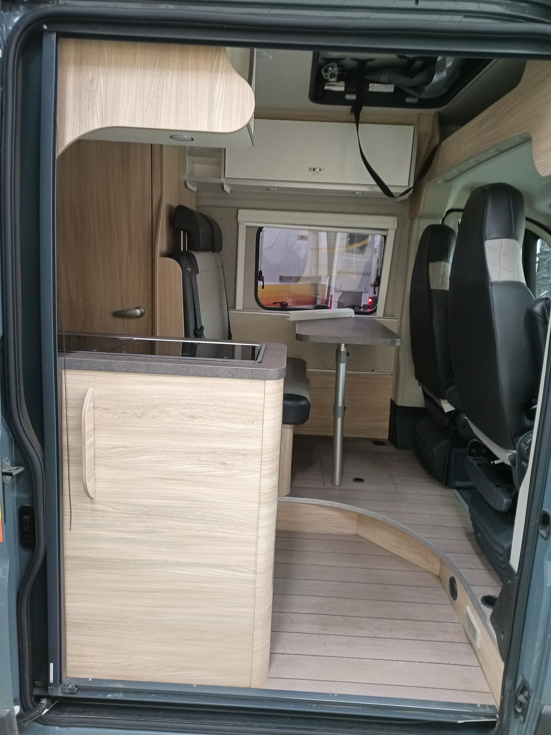 FIAT 2024 Fiat Ducato Weinsberg Carabus | Schaltgetriebe | Aufstelldach-showroom-element-3