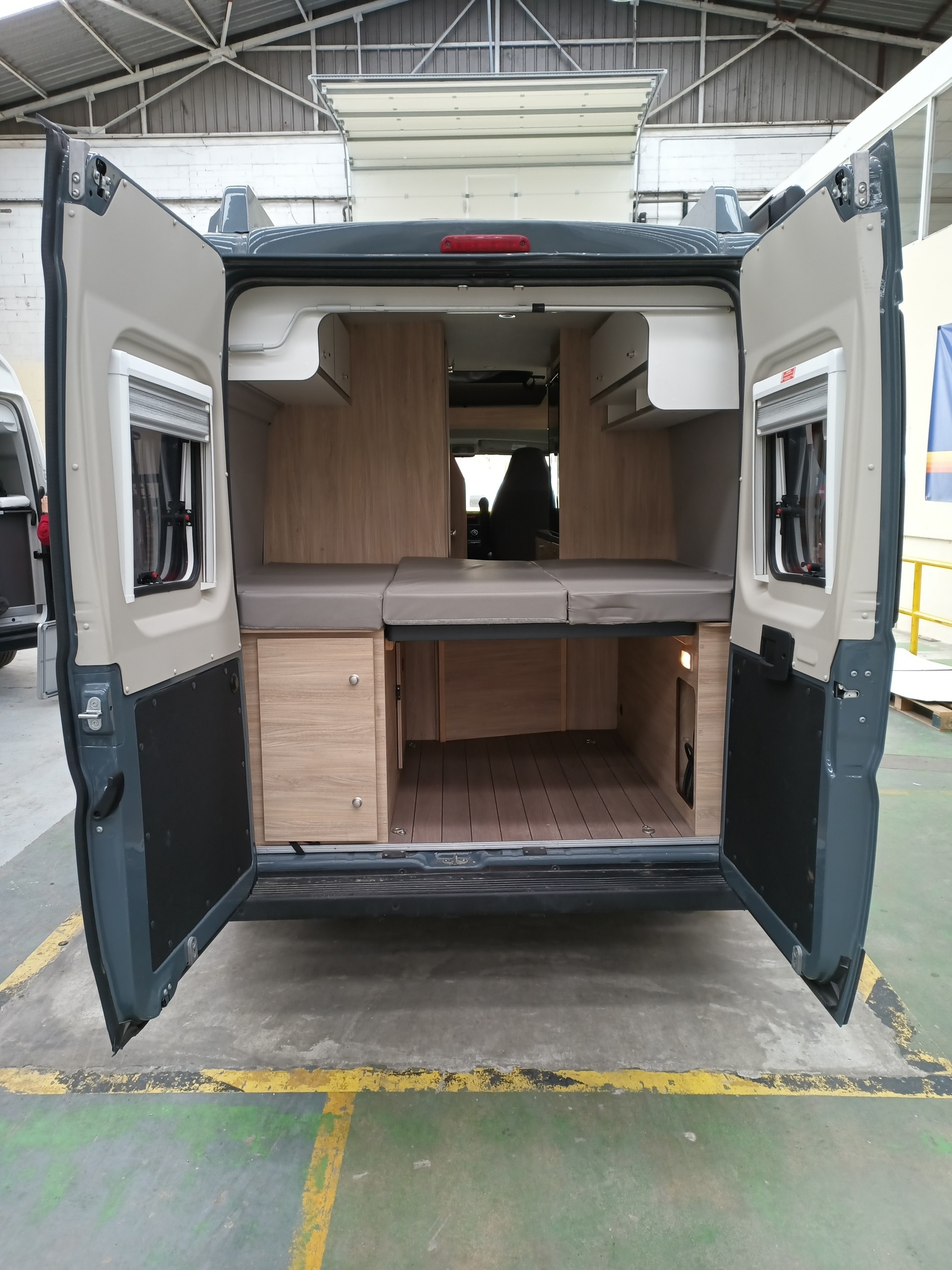 FIAT 2024 Fiat Ducato Weinsberg Carabus | Schaltgetriebe | Aufstelldach-image-6