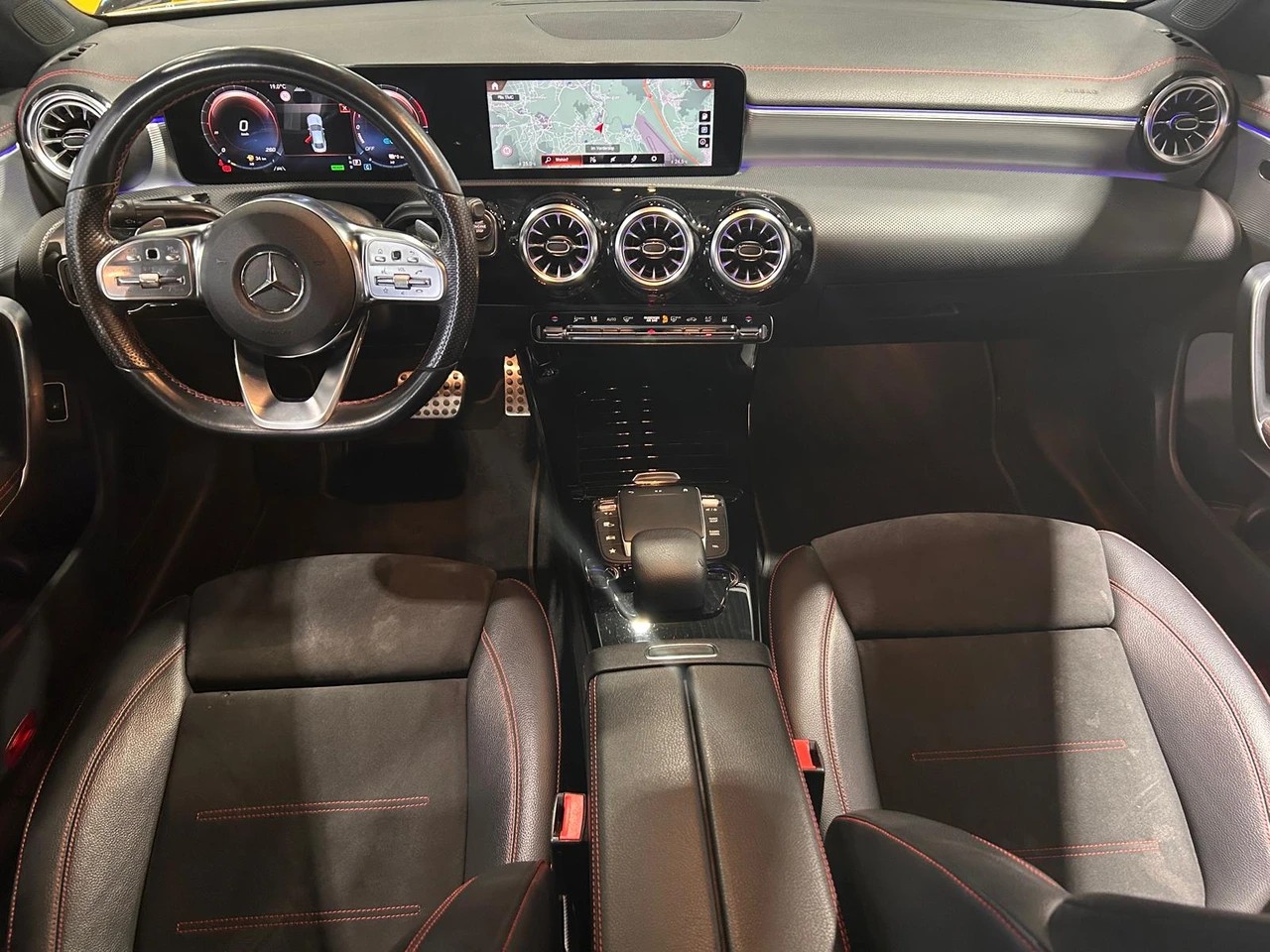MERCEDES-BENZ CLA 250 e AMG Line*CH-FAHRZEUG*-image-12