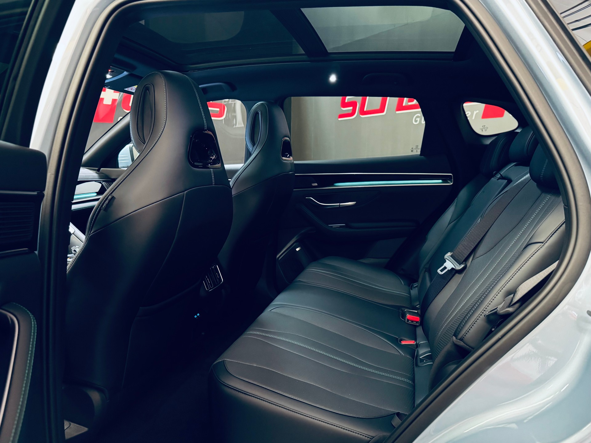 BYD Seal U DM-i Comfort-image-12