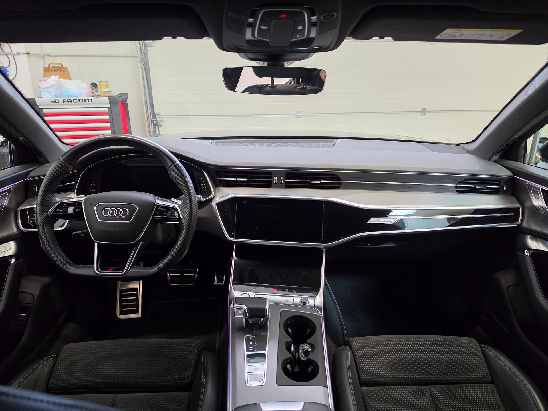 AUDI A6 Avant 40 TDI S-LINE Sport quattro S-tronic-image-5