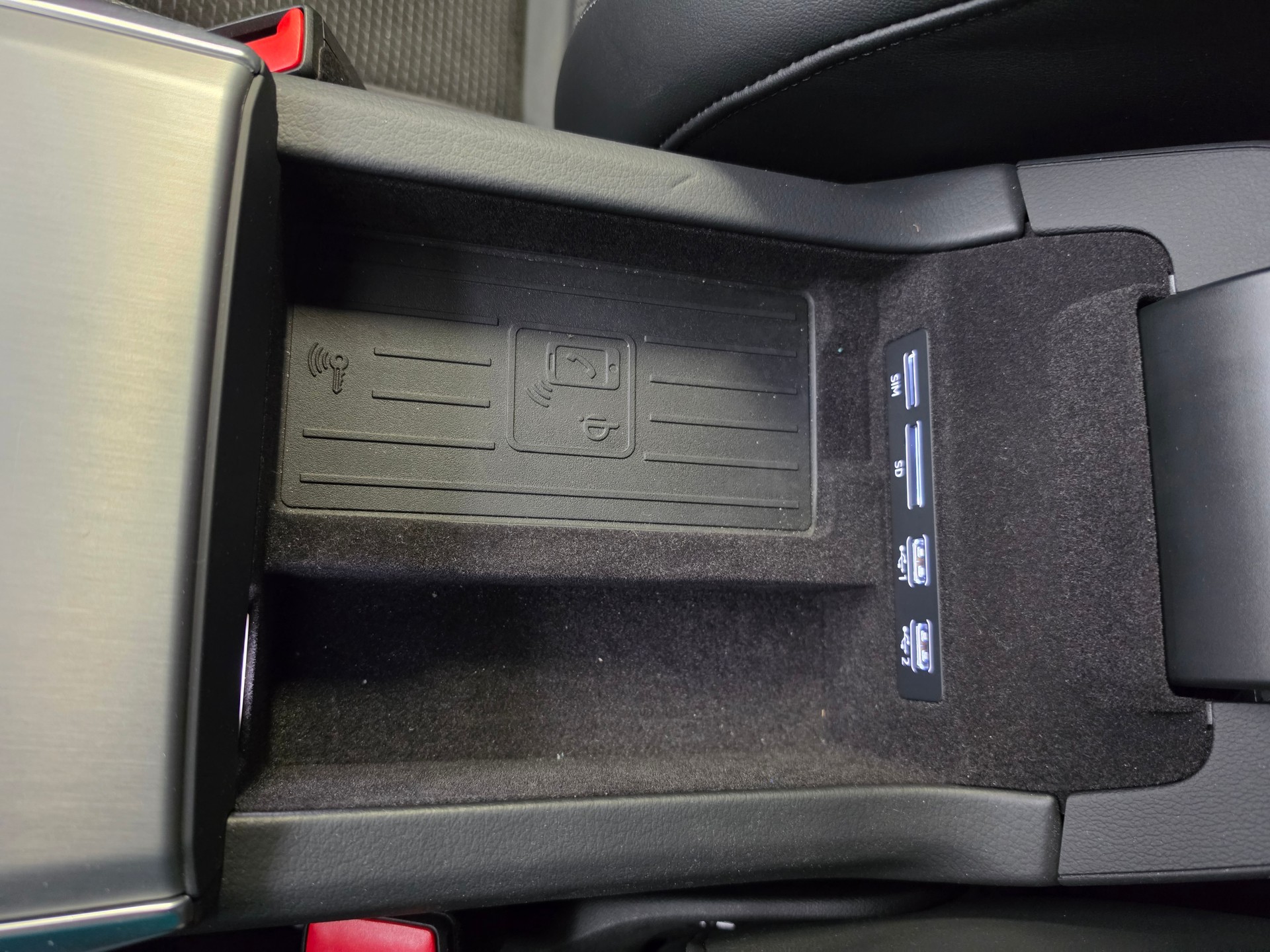 AUDI A6 Avant 40 TDI S-LINE Sport quattro S-tronic-image-15