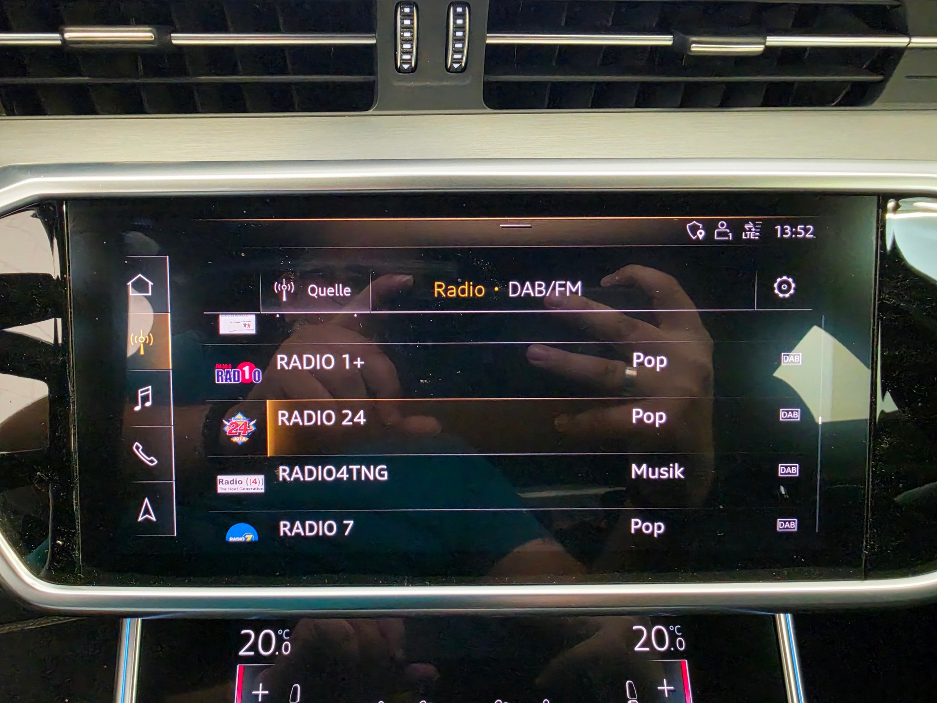 AUDI A6 Avant 40 TDI S-LINE Sport quattro S-tronic-image-11