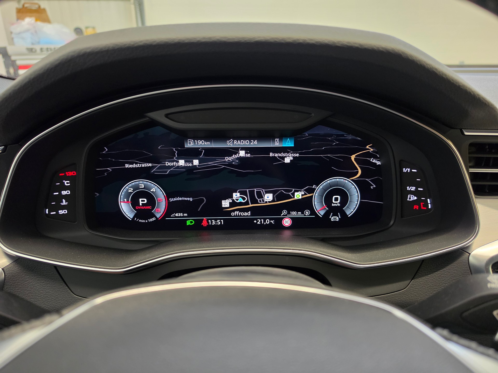 AUDI A6 Avant 40 TDI S-LINE Sport quattro S-tronic-image-8