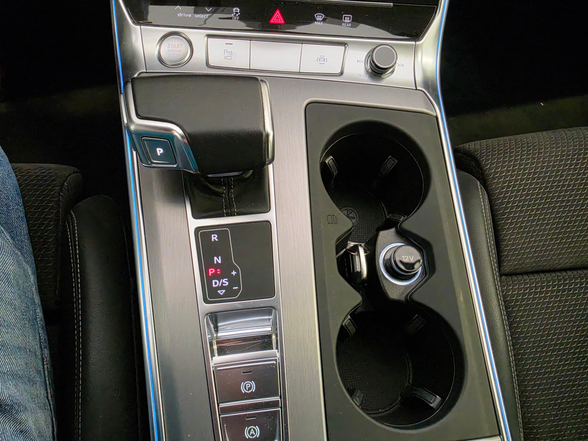 AUDI A6 Avant 40 TDI S-LINE Sport quattro S-tronic-image-14