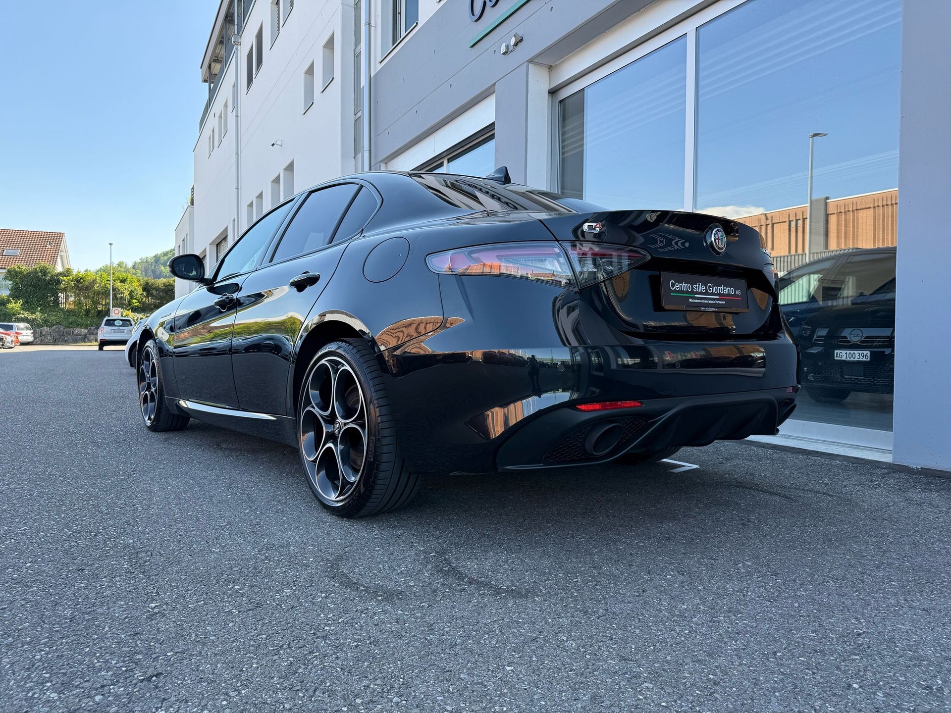 ALFA ROMEO Giulia 2.0 Competizione 280PS Q4 AT8 MY 23/24-image-5