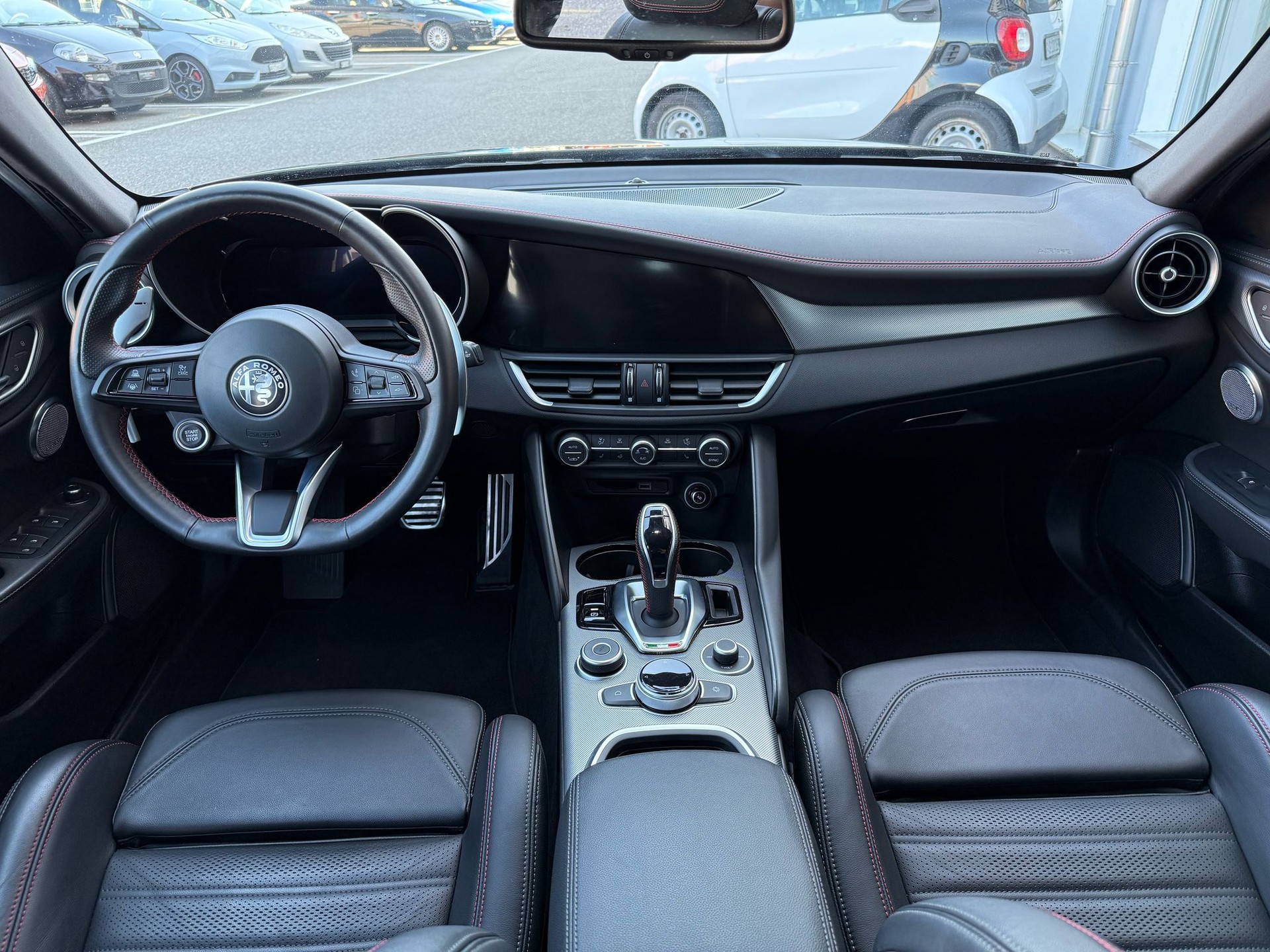 ALFA ROMEO Giulia 2.0 Competizione 280PS Q4 AT8 MY 23/24-image-11